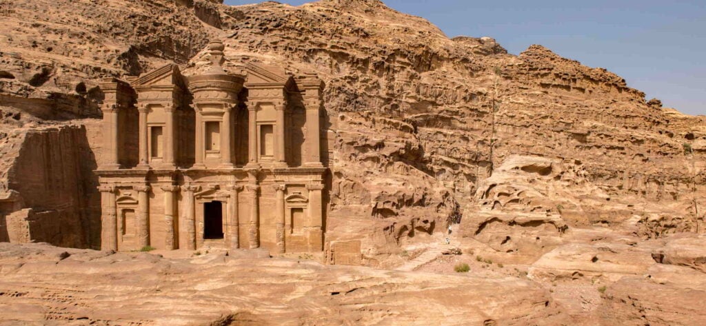 petra tours